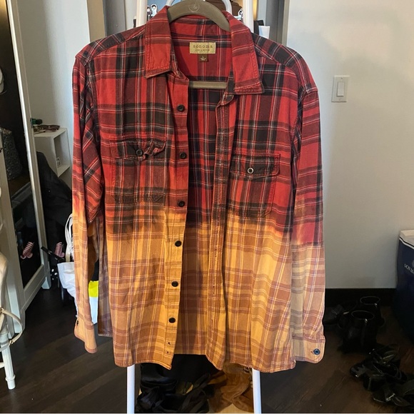 Vintage red flannel - Picture 1 of 3